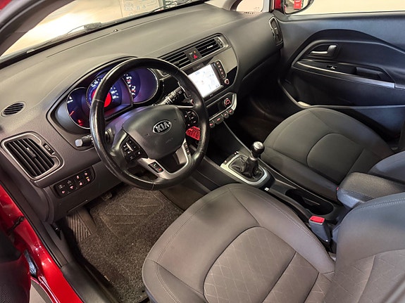 Kia Rio 22 of 22