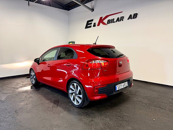 Kia Rio 8 of 22