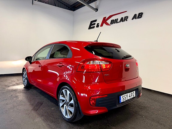 Kia Rio 4 of 22