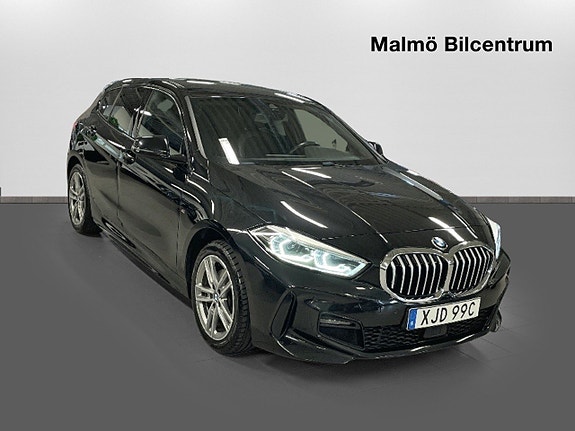 BMW 118i 5 of 18