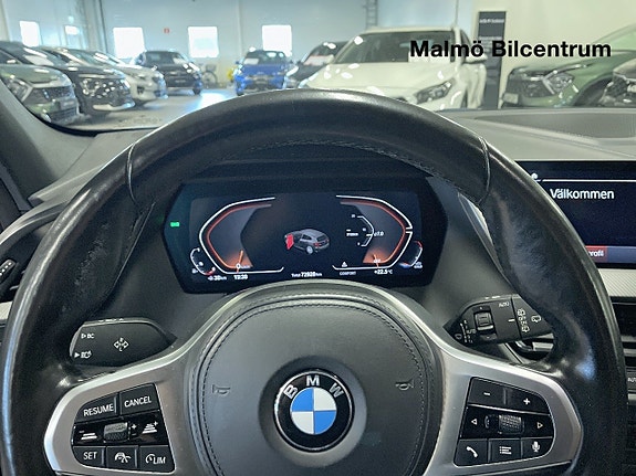 BMW 118i 15 of 18