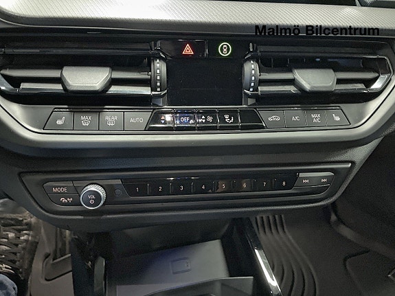 BMW 118i 18 of 18