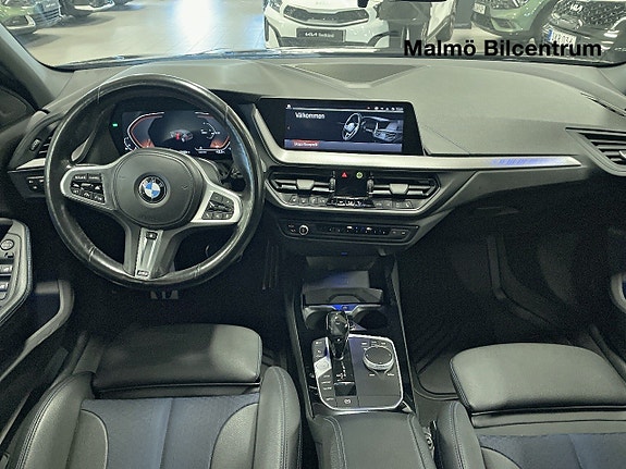 BMW 118i 12 of 18