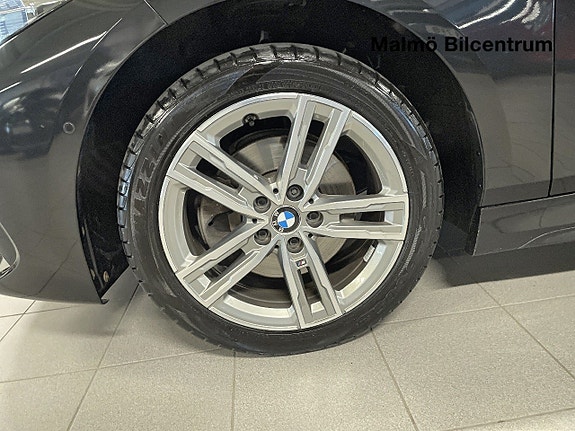 BMW 118i 8 of 18