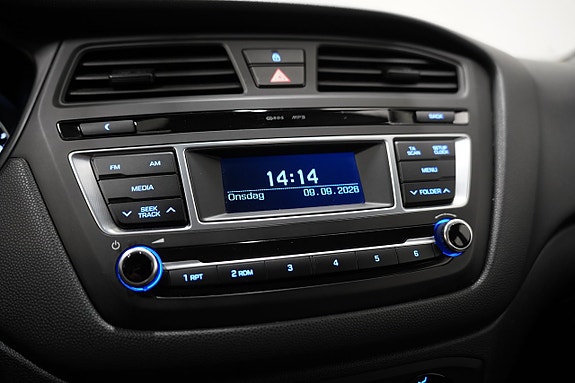 Hyundai i20 15 of 18