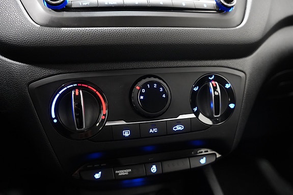 Hyundai i20 14 of 18