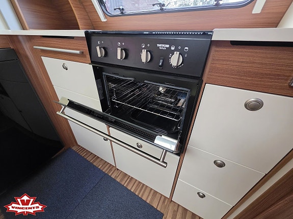 Adria ADORA 613 HT *Långbäddar *ALDE *El-golvvärme 7 of 18