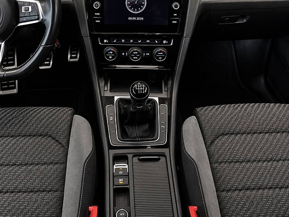 Volkswagen Golf I 16 of 19