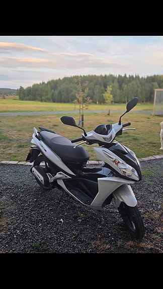Honda NSC50R 3 of 5