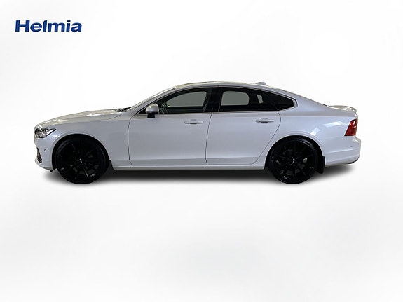 Volvo S90 2 of 15