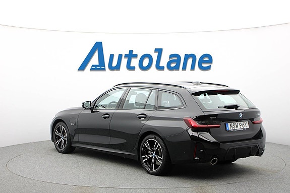BMW 330e 7 of 30