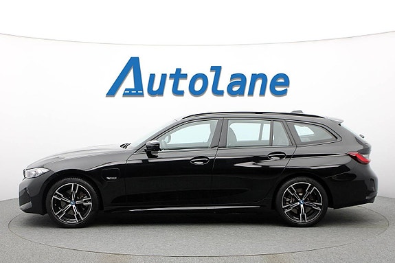 BMW 330e 6 of 30