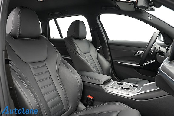 BMW 330e 18 of 30