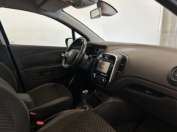 Renault Captur 4 of 17