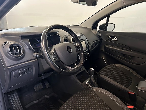 Renault Captur 12 of 17
