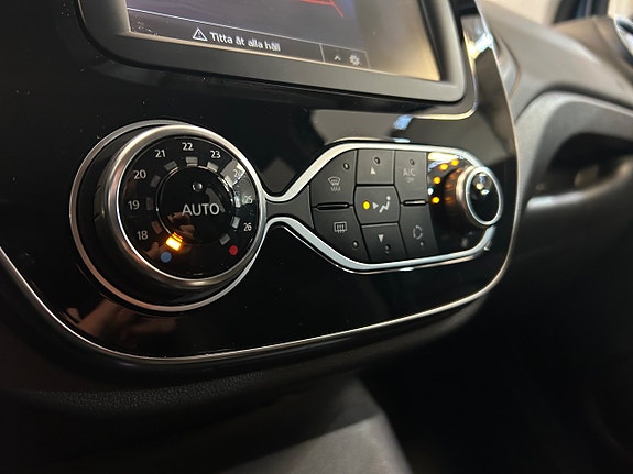 Renault Captur 7 of 17