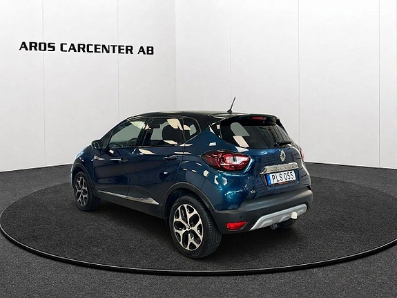 Renault Captur 2 of 17