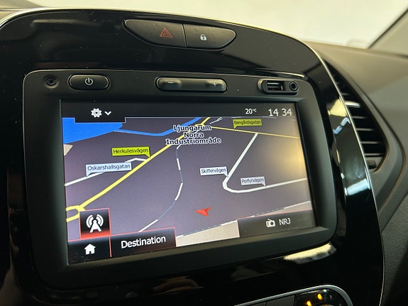 Renault Captur 9 of 17