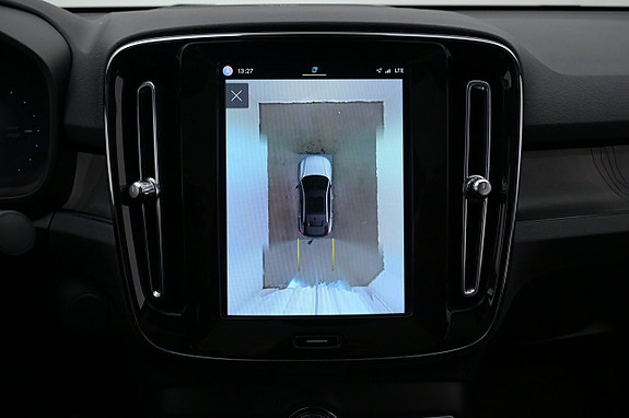 Volvo C40 16 of 27