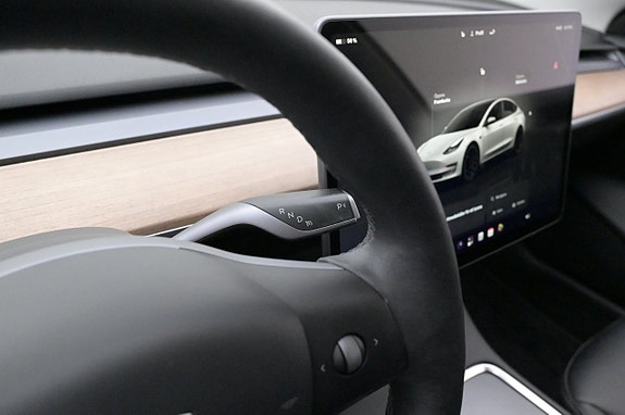 Tesla Model 3 8 of 27