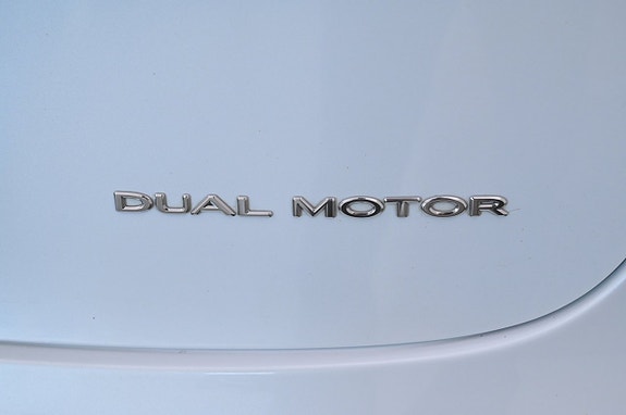 Tesla Model 3 25 of 27