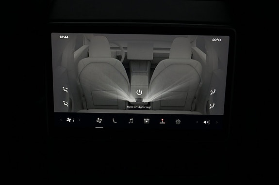 Tesla Model 3 21 of 27