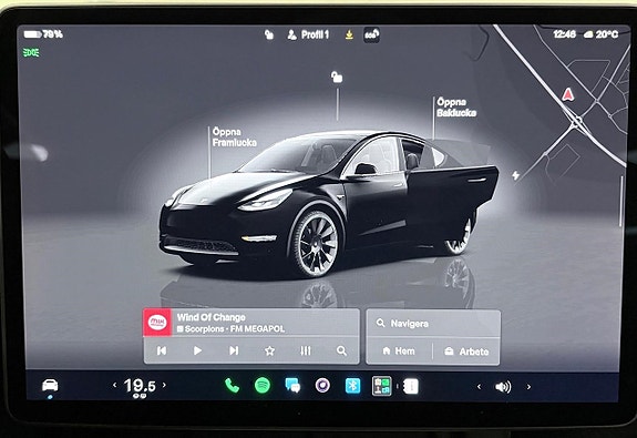 Tesla Model Y 16 of 16