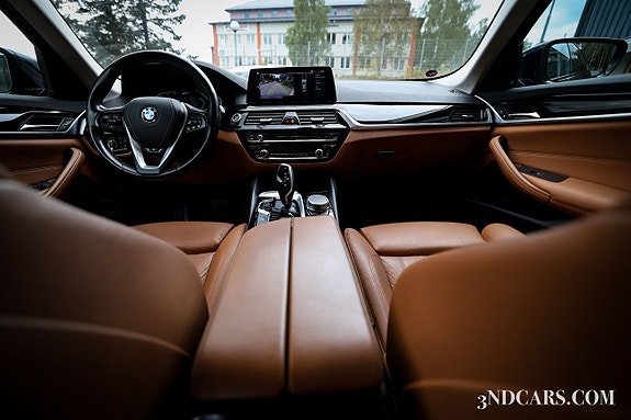 BMW 530e 15 of 19