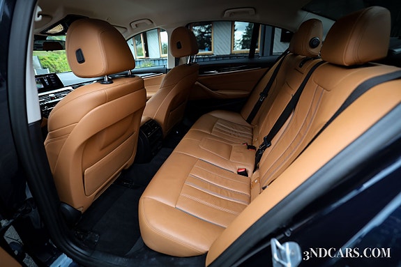 BMW 530e 14 of 19