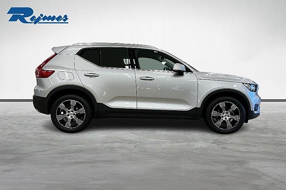 Volvo XC40 16 of 18