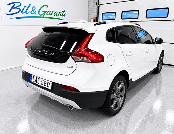 Volvo V40 Cross Country 5 of 10