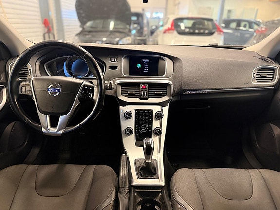 Volvo V40 Cross Country 10 of 10