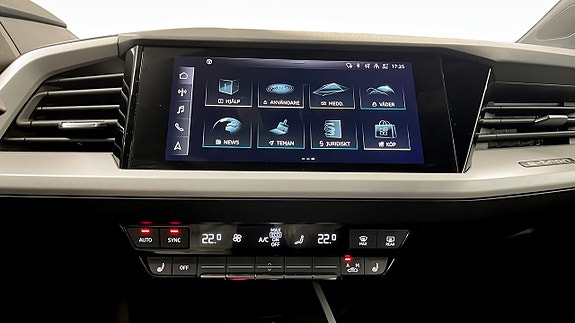 Audi Q4 e-tron 13 of 17