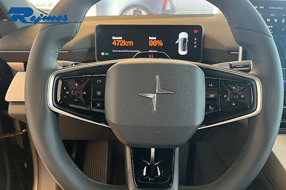 Polestar 4 10 of 23