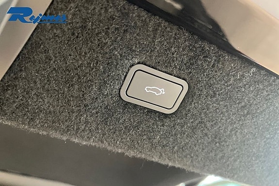Polestar 4 19 of 23