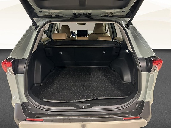 Toyota RAV4 13 of 21
