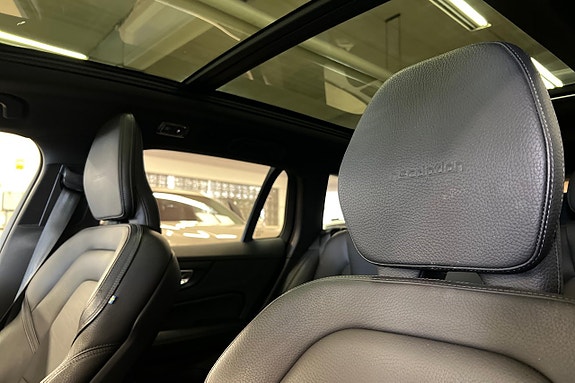 Volvo V60 17 of 19