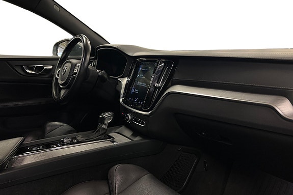Volvo V60 5 of 19