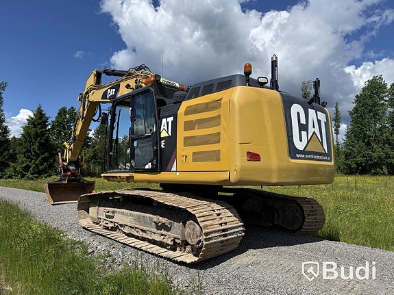 Bandgrävare Cat 324EL | 3 st redskap | 2012 via auktion 15 of 27
