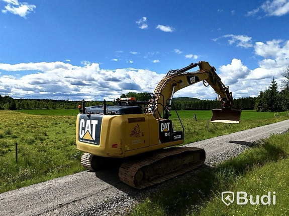 Bandgrävare Cat 324EL | 3 st redskap | 2012 via auktion 5 of 27