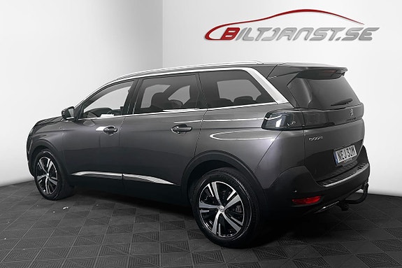 Peugeot 5008 3 of 19