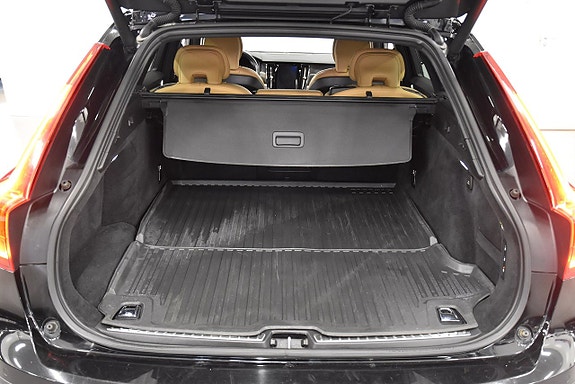 Volvo V90 Cross Country 29 of 29