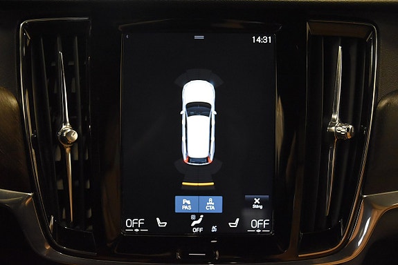 Volvo V90 Cross Country 26 of 29