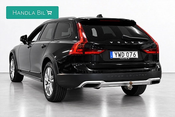 Volvo V90 Cross Country 7 of 29