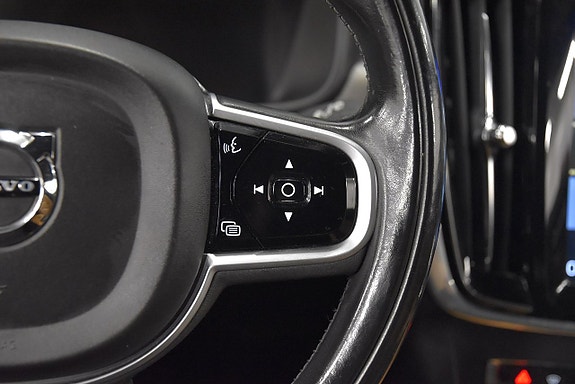 Volvo V90 Cross Country 11 of 29