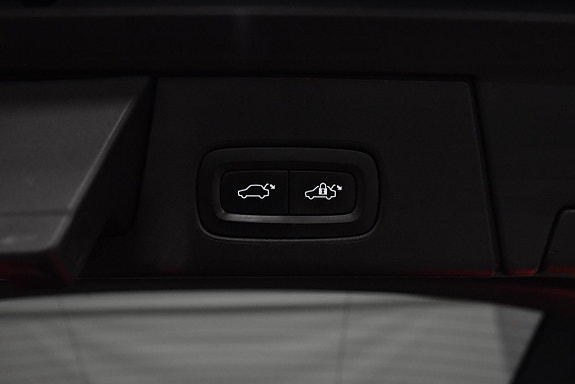 Volvo V90 Cross Country 28 of 29