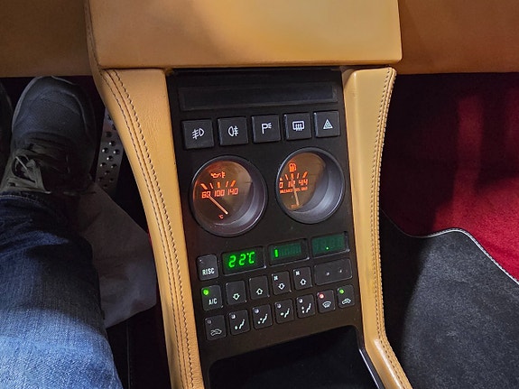 Ferrari 348 8 of 15