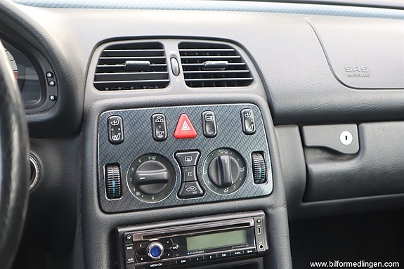 Mercedes-Benz CLK320 8 of 14