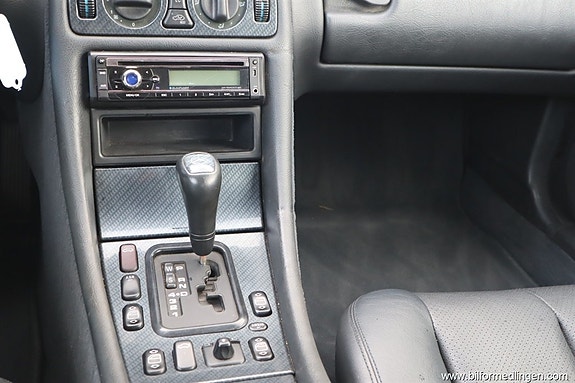 Mercedes-Benz CLK320 7 of 14