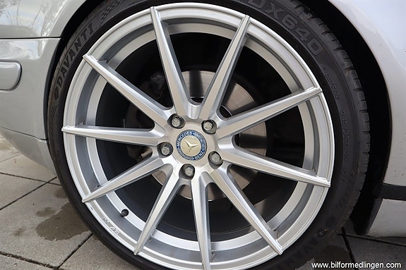 Mercedes-Benz CLK320 14 of 14